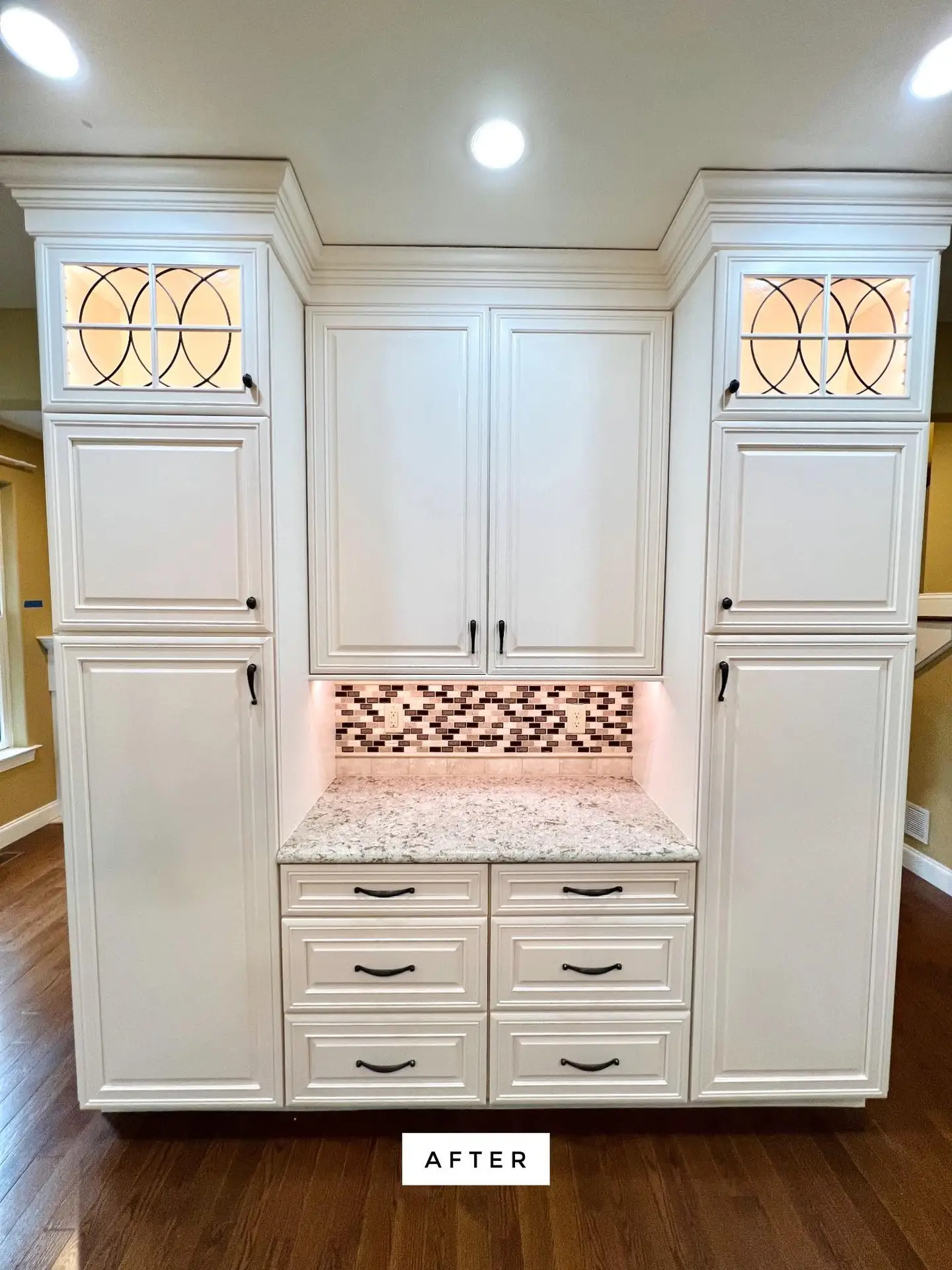 Clean contemporary spray finish detail